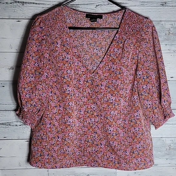 Sanctuary Floral Button Down Shirt Size Medium - Picture 1 of 8